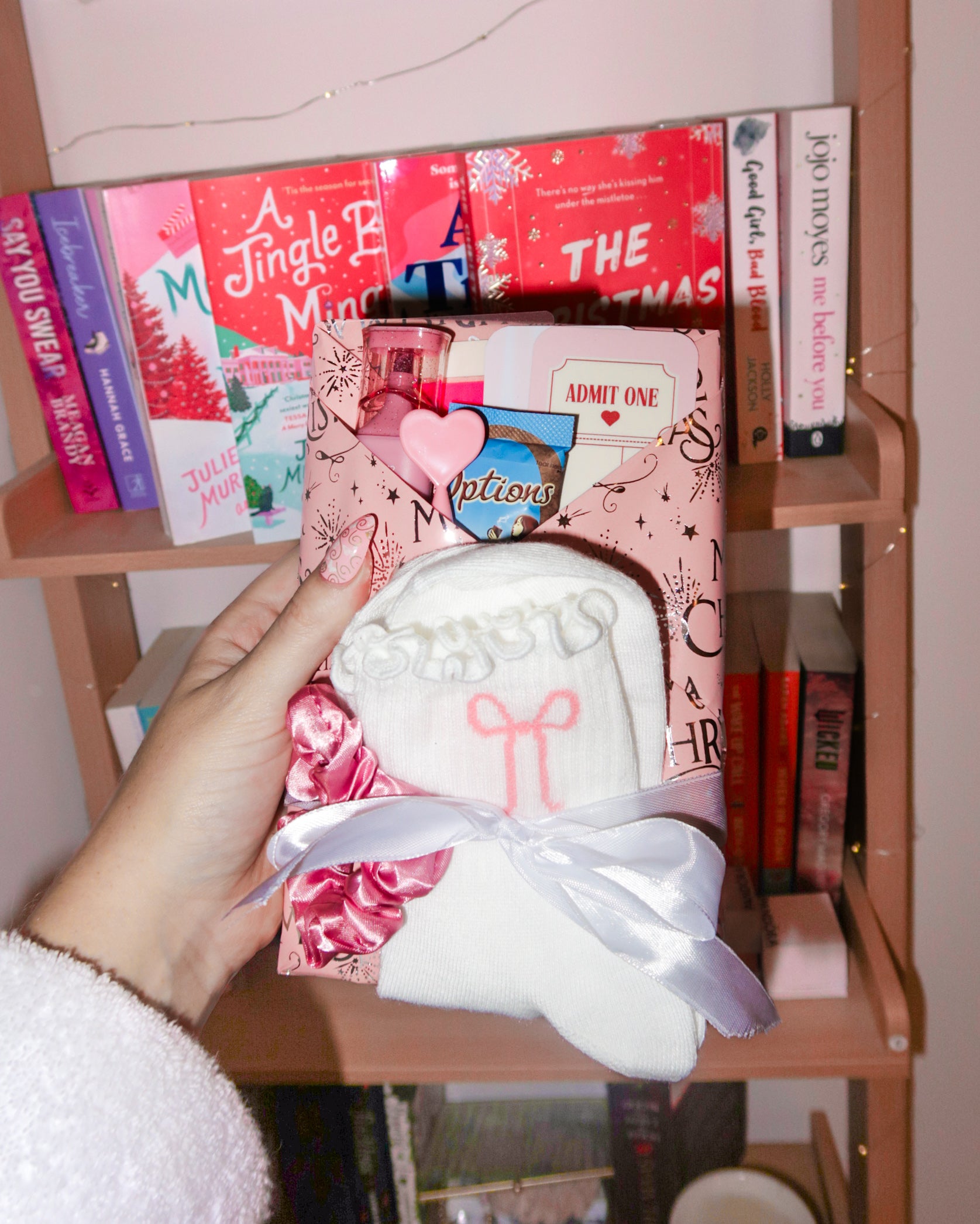 Christmas Romance Blind Date with a Book Bundle Gift Set