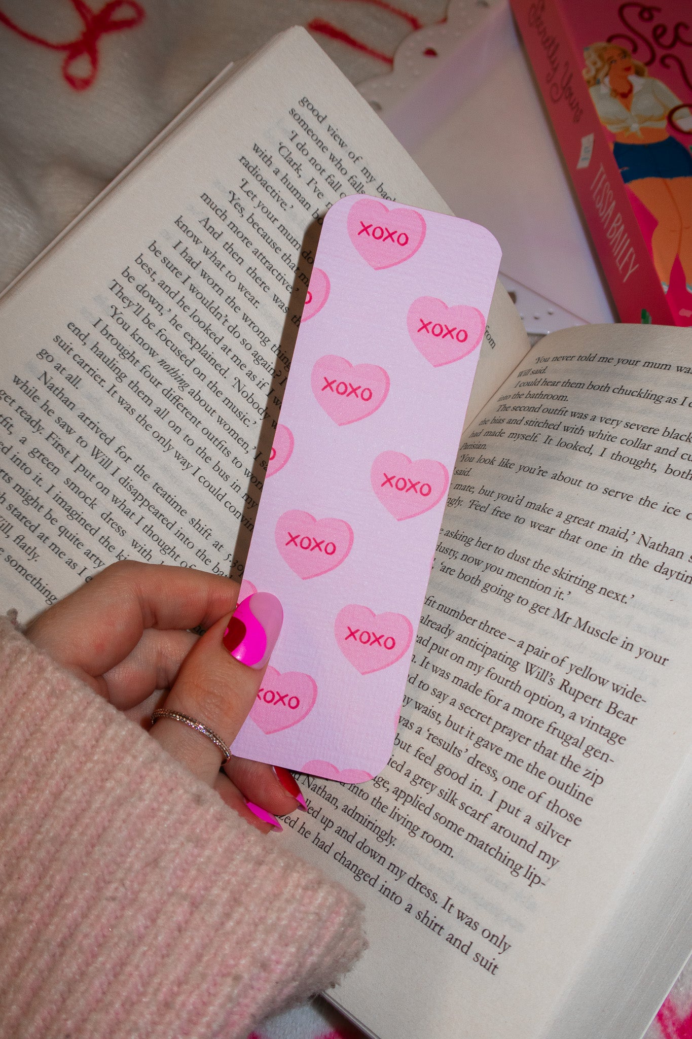Set of 3 Pink Premium Bookmarks